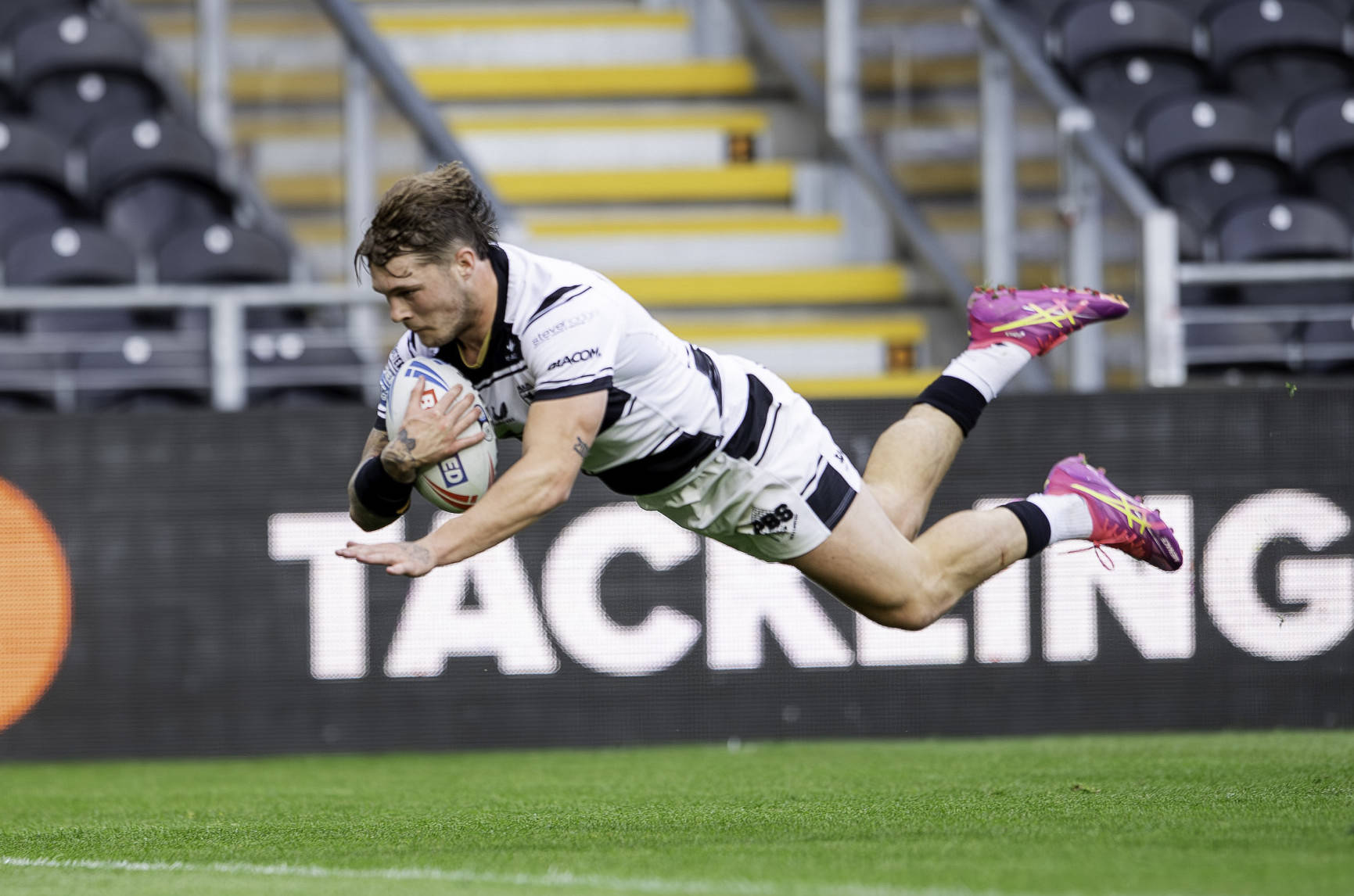 Our League Try of the Week | Week 32 