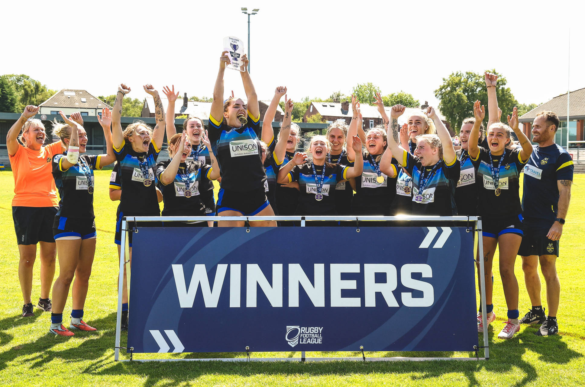 Oulton Raidettes claim Challenge Plate title with commanding final victory over Bradford Bulls 