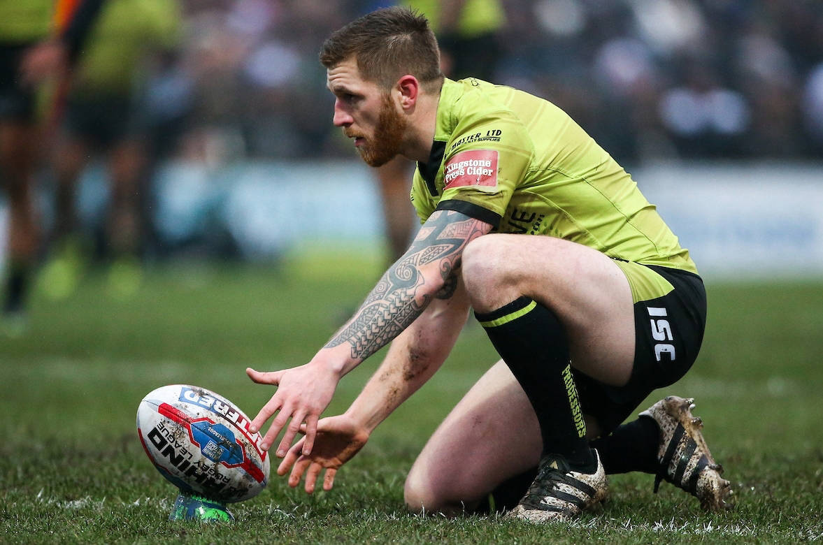 Hull bounce back with away victory at Leigh