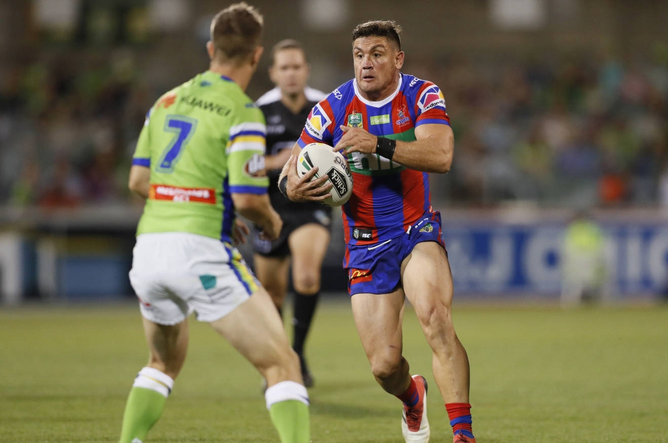 Home & Away: CHRIS HEIGHINGTON