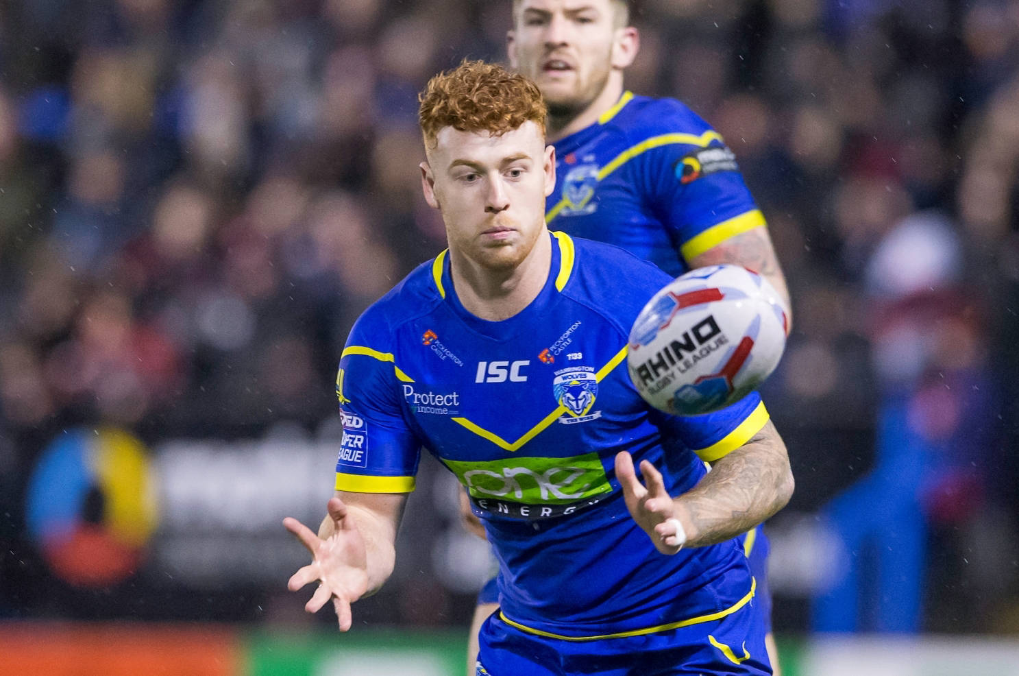 Livett extends Wolves contract