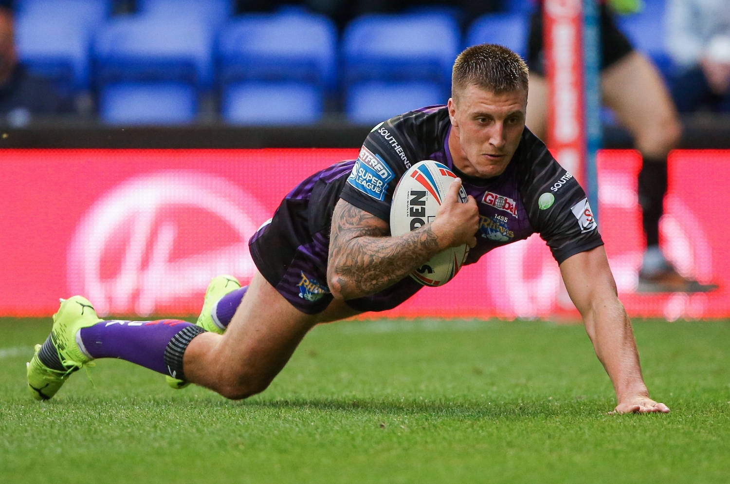 Leeds' fine form continues against Warrington
